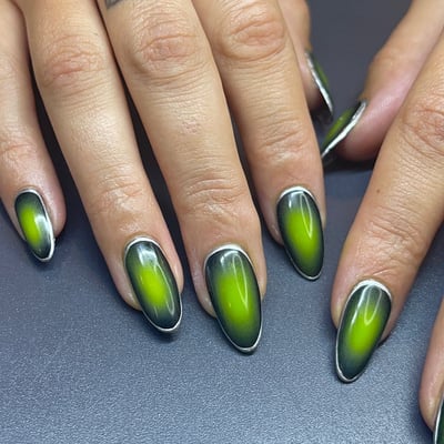 aura nails verde