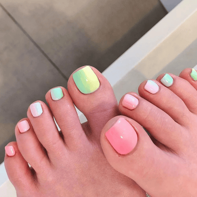 unghie piedi sfumate