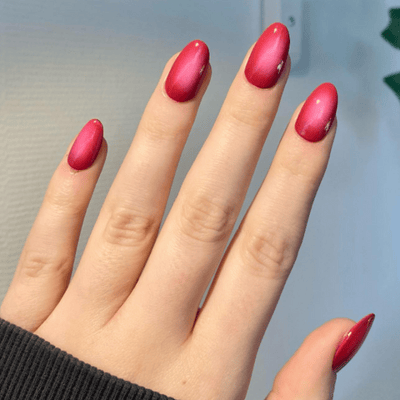 red aura nails
