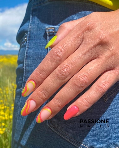 fluo nails