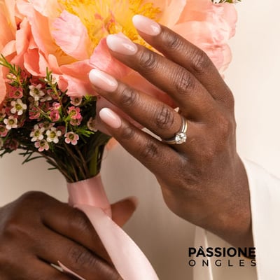 Ongles mariage d'hiver