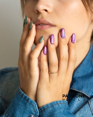 cat's eye manicure