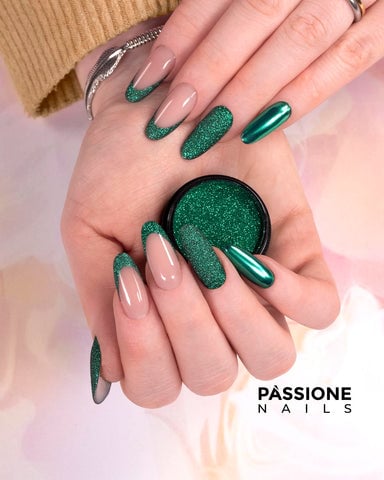 3d green chrome nails｜TikTok Search